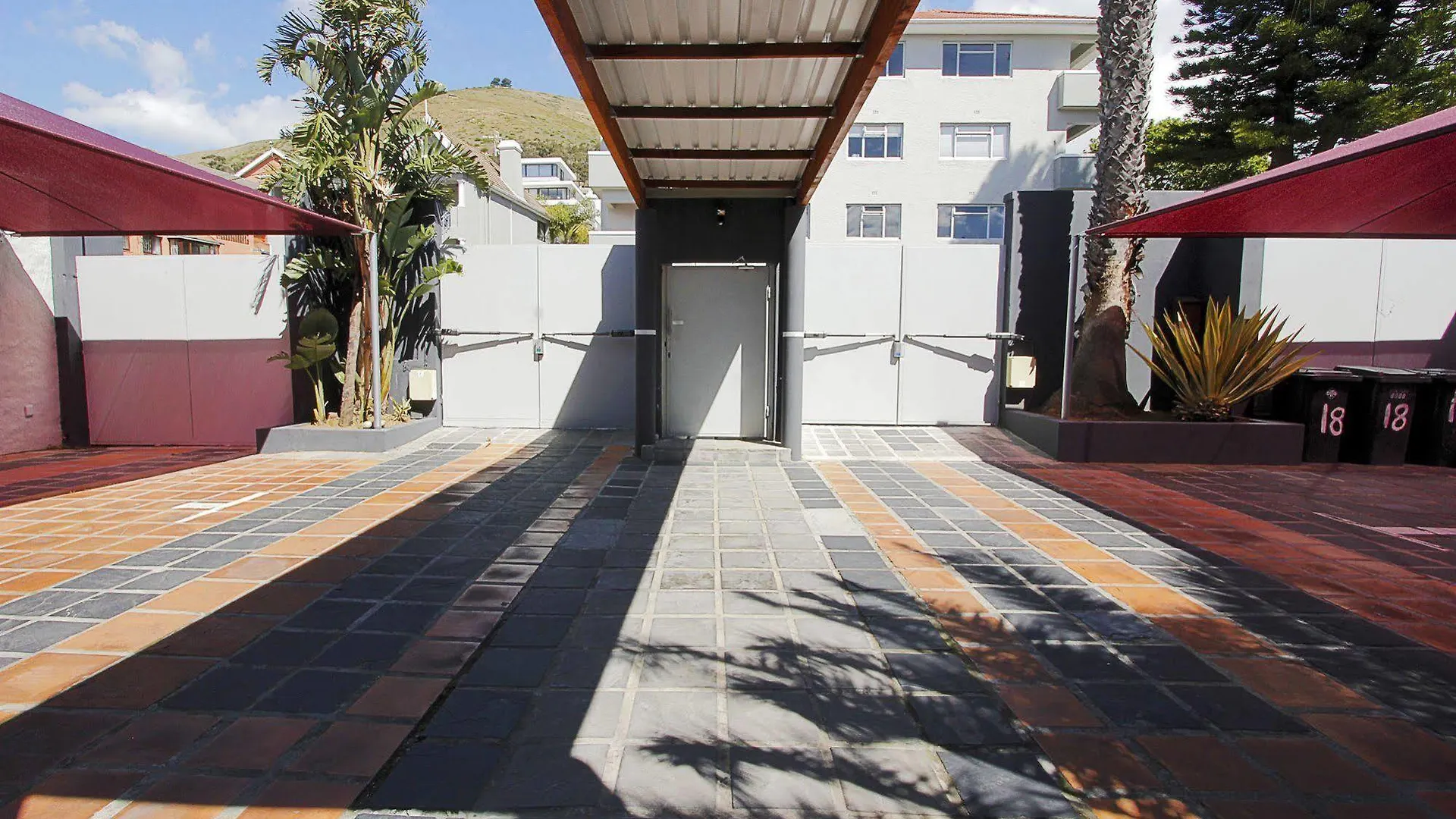 The One 8 Hotel In Green Point - Solar Power Cape Town