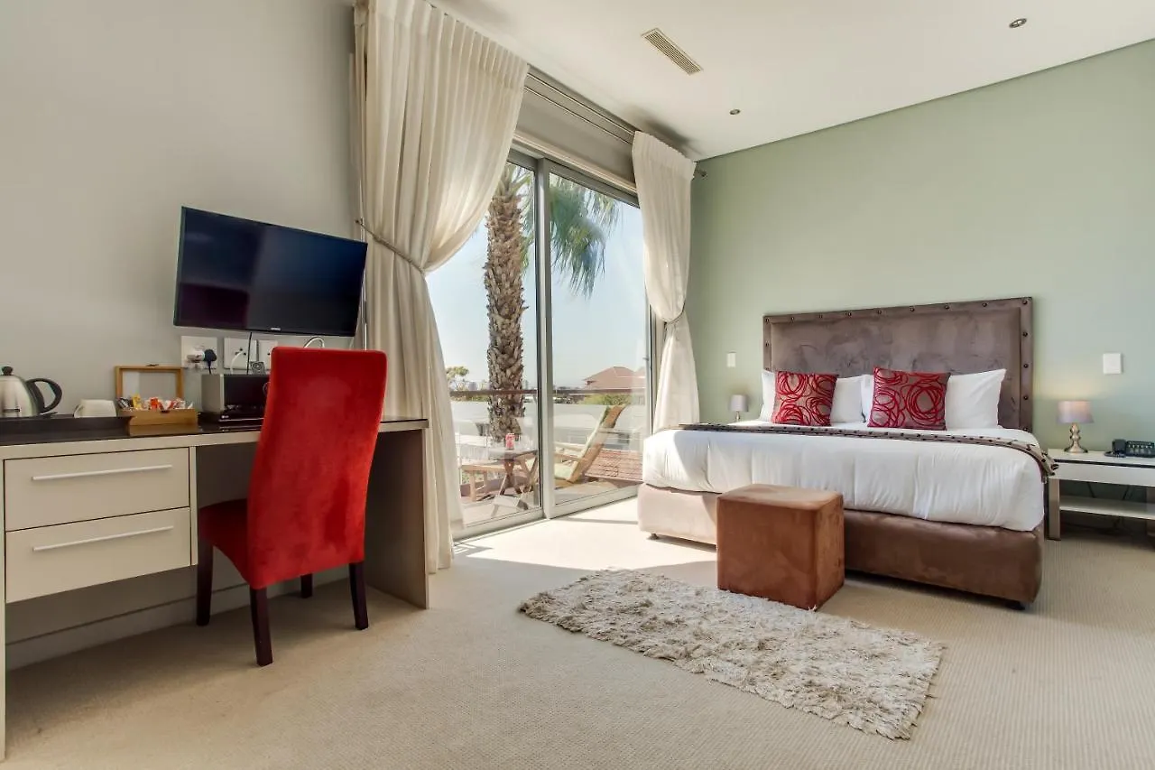 The One 8 Hotel In Green Point - Solar Power Cape Town 4*,
